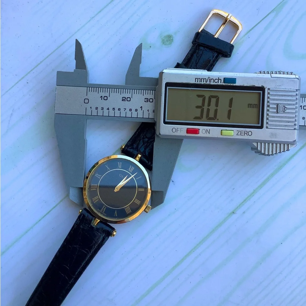 Authentic Gucci watch UNISEX 🖤💛🖤 - Picture 6 of 14